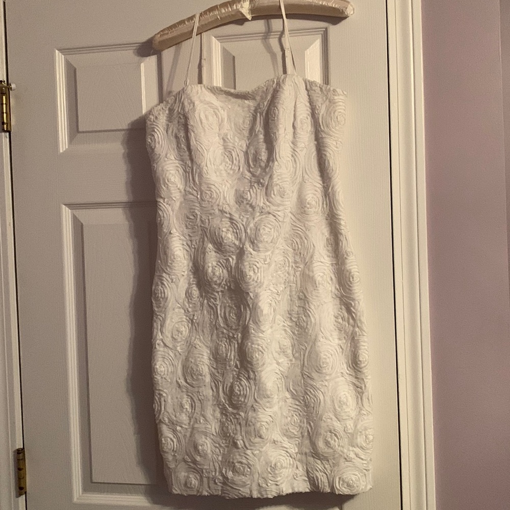 Strapless/ spaghetti straps gorgeous white dress